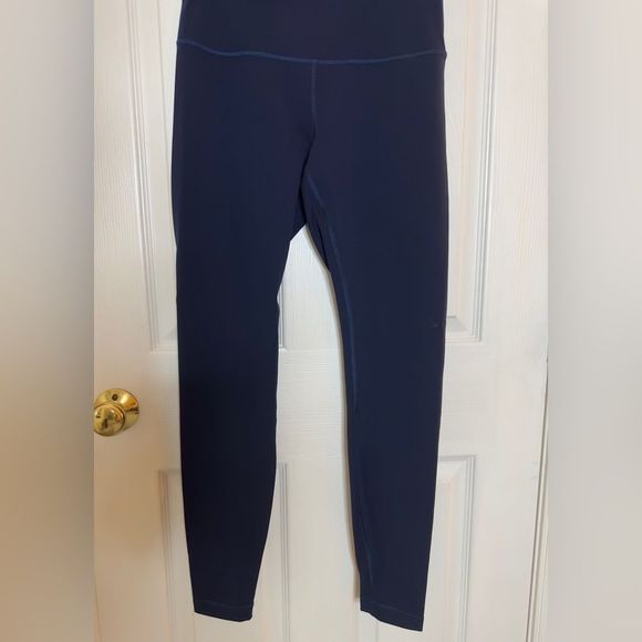 lululemon athletica Pants - Womens Lululemon Run On Tight Navy Blue Size 8